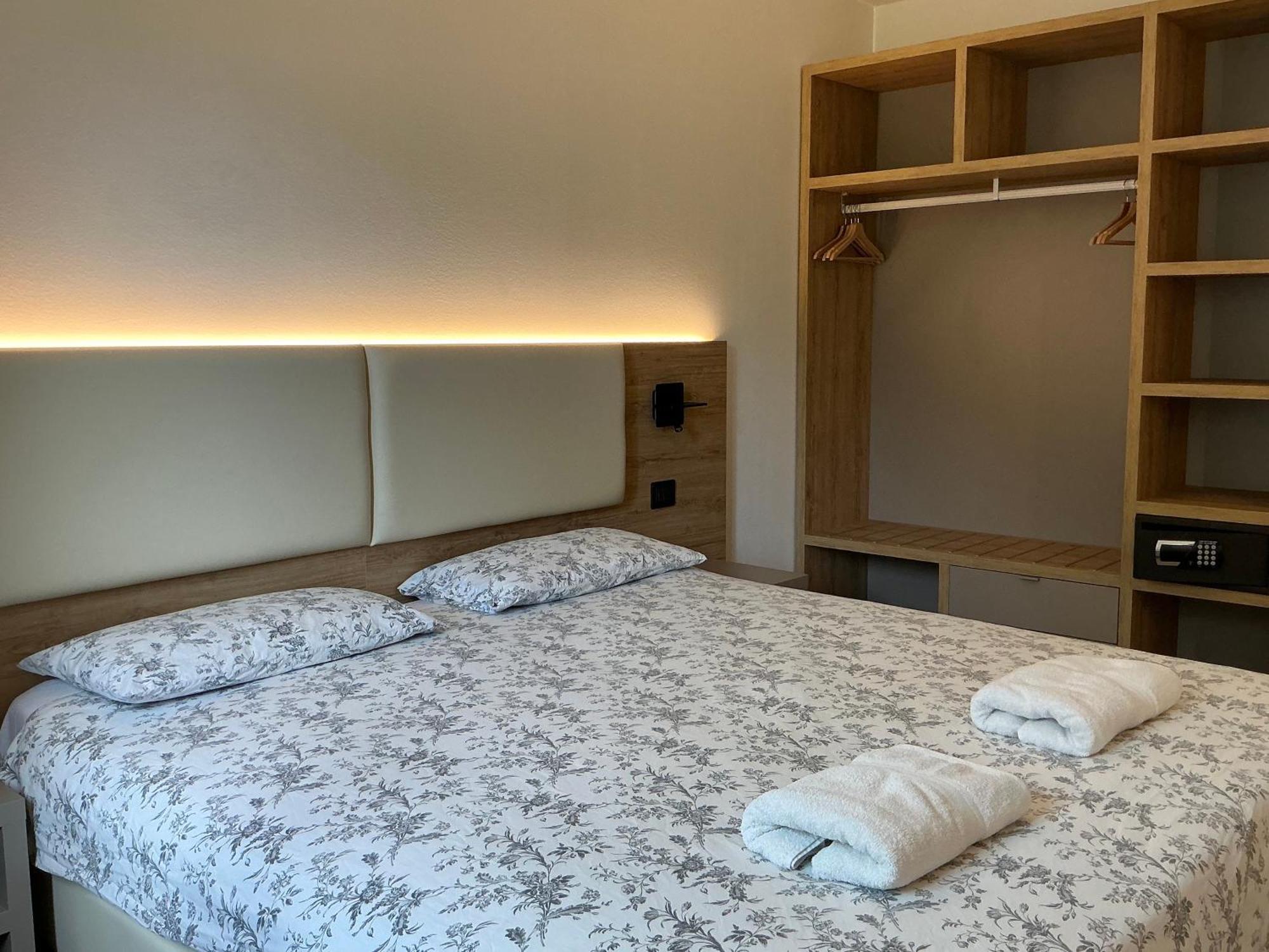 Villa Regina - Lake Ledro Apartments Val Maria-Pur ภายนอก รูปภาพ